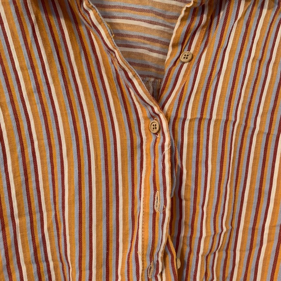 Striped button up blouse with tie front - Picture 2 of 4